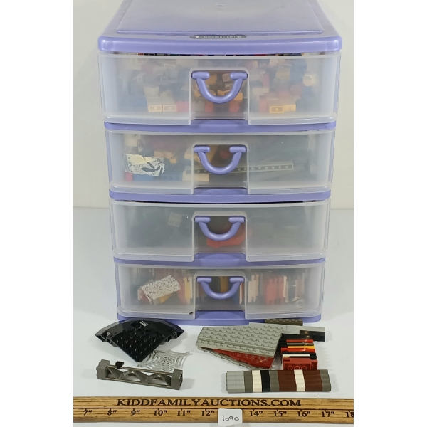 QTY OF MISC LEGO PCS