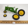 Image 6 : LOT OF 2 - JOHN DEERE DIECAST TRACTOR & HAY BALER 