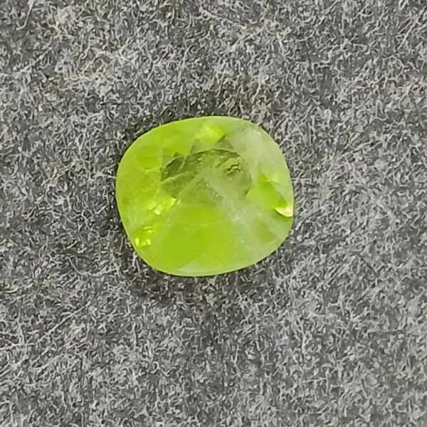 NATURAL HIMALAYAN PERIDOT - CUSHION CUT
