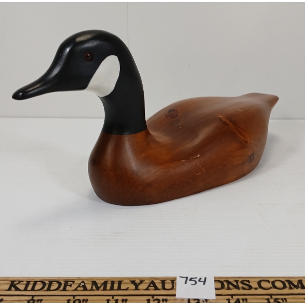 FOLK ART CANADIAN GOOSE