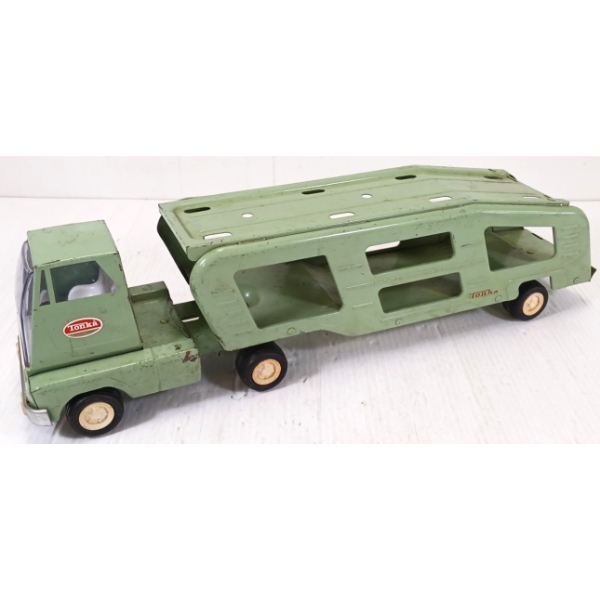 TONKA PRESSED STEEL CAR HAULER