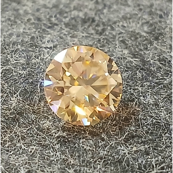 CHAMPAGNE MOISSANITE - ROUND BRILLIANT CUT - W/ CERTIFICATE