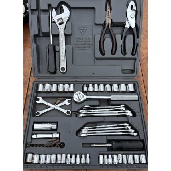 CANADIAN TIRE TOOL SET
