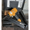Image 4 : STANLEY BOSTITCH ANGLE STICK PNEUMATIC FINISH NAILER W/ CASE
