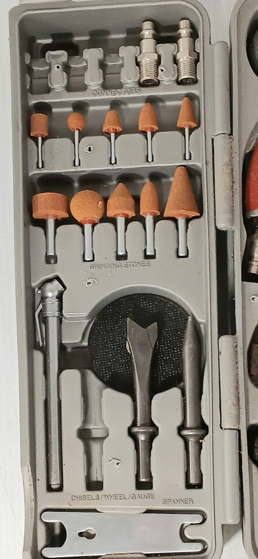 MASTERGRIP 64 PC AIR TOOL SET