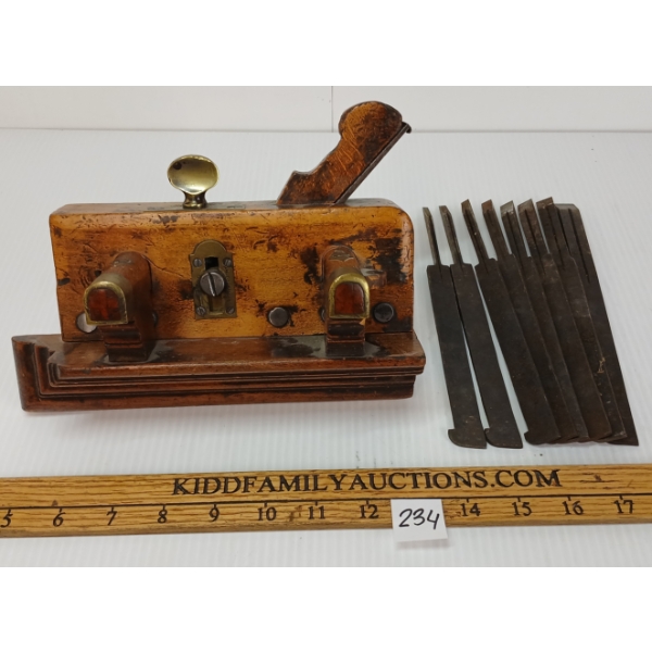 MID 1800'S PLANE / PLOUGH 