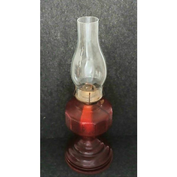 RISDON MFG.CO. P&A RED GLASS WEDDING SCROLL KEROSENE LAMP