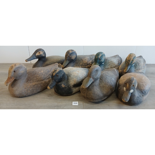 LOT OF 8 - CARRY-LITE DECOY DUCKS