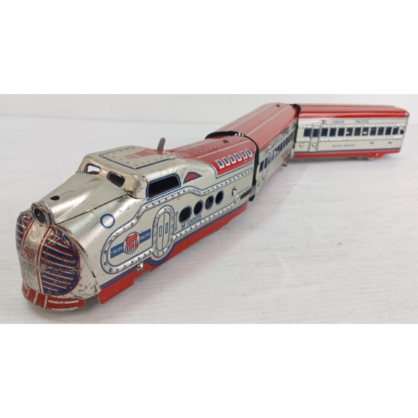 MARX TIN UNION PACIFIC MODEL TRAIN
