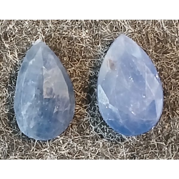 LOT OF 2 - PEAR MIXED CUT LOOSE NATURAL MADAGASCAR SAPPHIRES ($9,800.00 APPRAISAL)