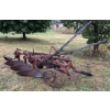 Image 1 : INTERNATIONAL 3 FURROW PLOW - SEMI MOUNT - 12 INCH BOTTOMS