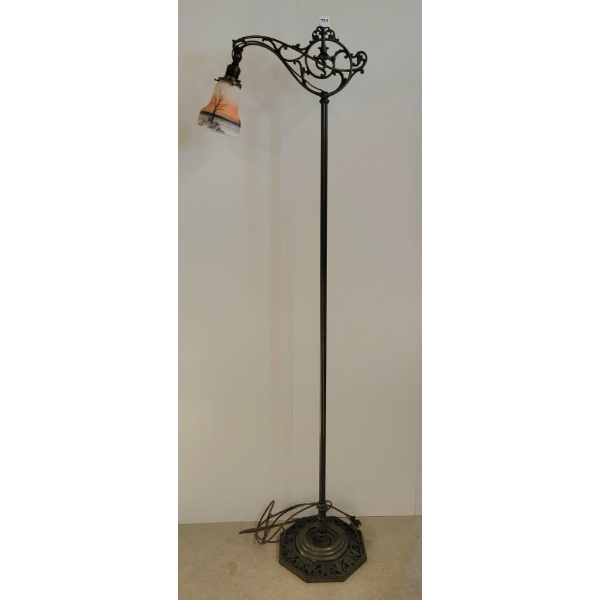 BRASS BRIDGE LAMP