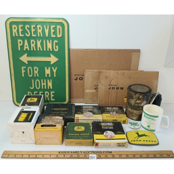JOB LOT - JOHN DEERE SST PARKING SIGN, PARTS, MUG, OILER, BLUE LACQUER, ETC