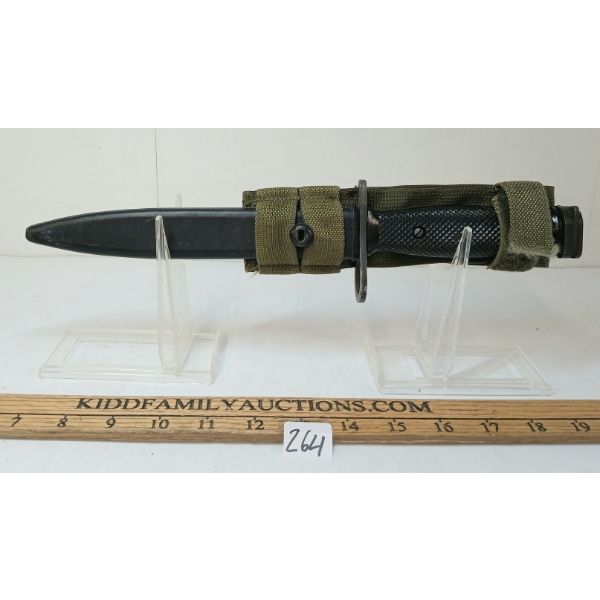 U.S. M-16, AR-15, M-7 MIL-PAR BAYONET W/ SCABBARD & FROG
