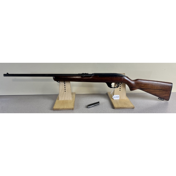 WINCHESTER MODEL 77 IN .22 LR 