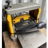 Image 2 : DEWALT 12.5" PLANER W/ STAND