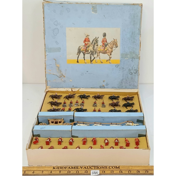 JOHILLCO LEAD FIGURES - BOX D PROCESSION CORONATION SERIES