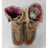 Image 5 : PAIR OF BEADED MUKLUKS