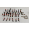 Image 2 : QTY OF BRITAINS LTD LEAD FIGURES - INCL SOLDIERS, HORSES, ETC