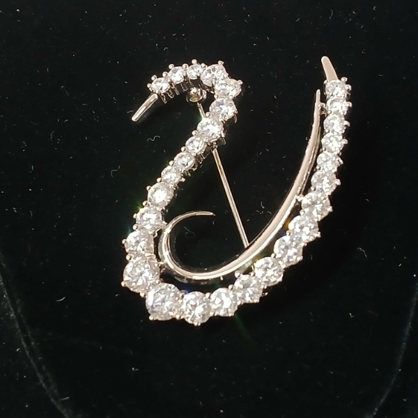 RHINESTONE SWAN BUTLER BROOCH