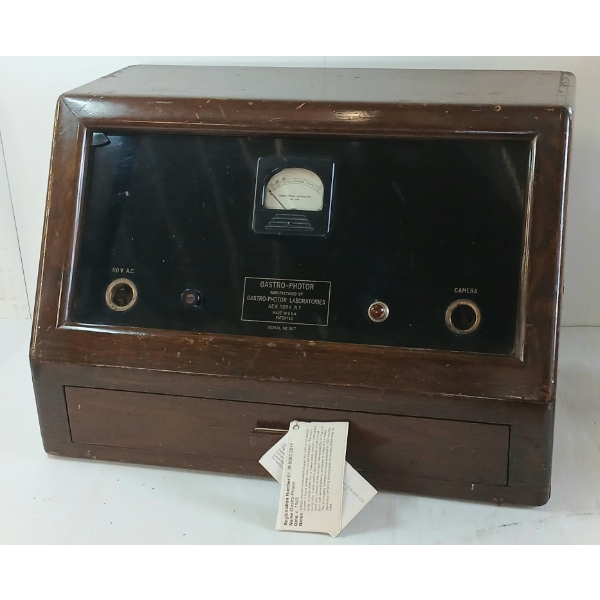 1945 GASTRO-PHOTOR MODEL 327-A - EARLY MEDICAL IMAGING DEVICE