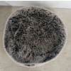 Image 2 : MAPLE LEAF FAUX FUR FLOOR CUSHION