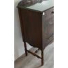 Image 4 : H. KRUG FURNITURE CO. TIGER OAK BUFFET W/ GLASS TOP