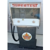 Image 1 : UNIVERSAL GAS PUMP - REFINISHED AS SUPERTEST