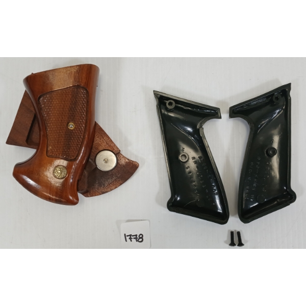 LOT OF 2 - PAIRS OF GUN GRIPS