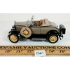 Image 2 : DANBURY MINT DIECAST 1931 FORD MODEL A ROADSTER MODEL