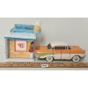 Image 3 : LOT OF 2 - CERAMIC CLASSIC CAR MODEL & DAIRY QUEN LIGHT UP DISPLAY