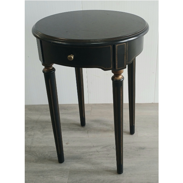 BOMBAY CO. ROUND END TABLE