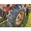 Image 4 : INTERNATIONAL 454 TRACTOR W/ LOADER