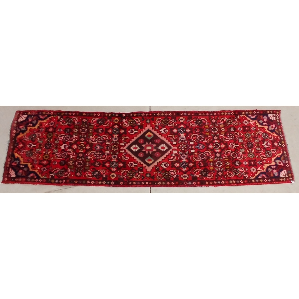 PERSIAN RUNNER RUG