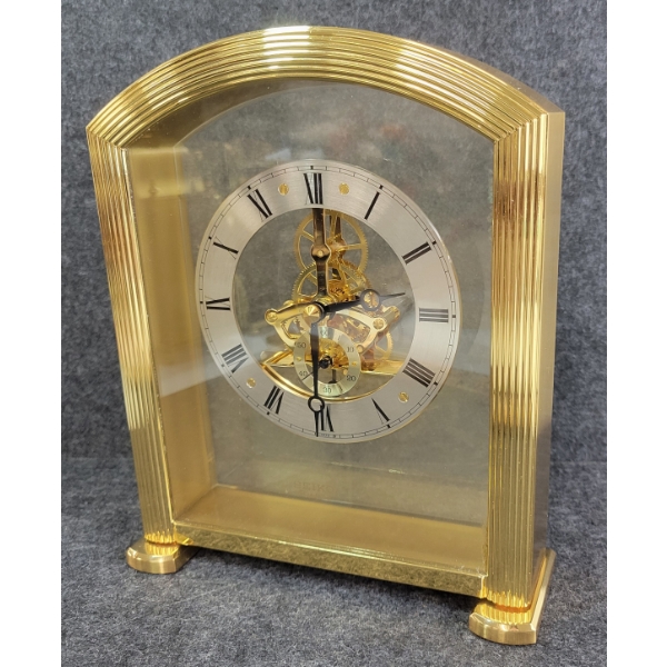 SEIKO QUARTZ BATTERY OP MANTLE CLOCK