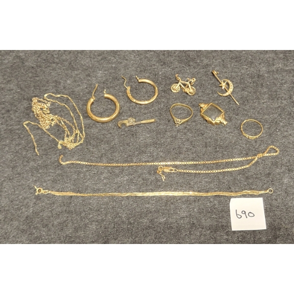 QTY OF MISC. JEWELRY GOLD PCS 