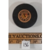 Image 1 : 1969-1977 CHICAGO BLACK HAWKS CONVERSE ART ROSS HOCKEY GAME PUCK