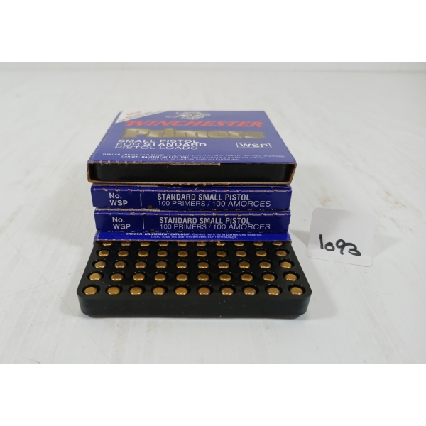 PRIMERS: APPROX 400X WINCHESTER SMALL PISTOL STANDARD PRIMERS - WSP