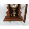 Image 3 : 1894 E. INGRAHAM GINGERBREAD "PUCK" 8 DAY OAK SHELF CLOCK