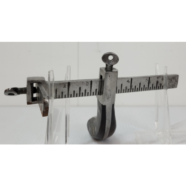 LEATHER CUTTING GAUGE TOOL W/ PISTOL GRIP