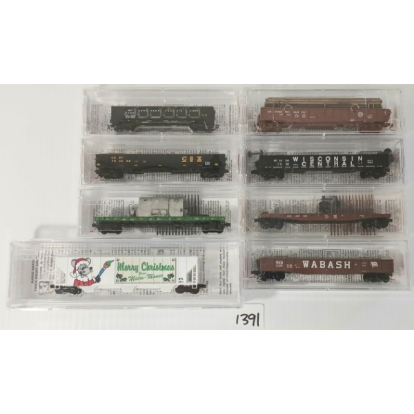 LOT OF 8 - MICRO TRAINS - WABASH, WISCONSIN CENTRAL, BURLINGTON NORHERN SANTA FE, ETC
