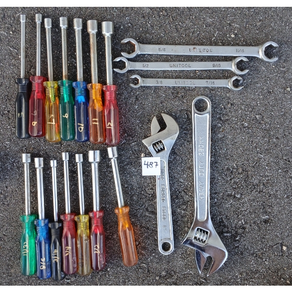JOB LOT - NUT DRIVERS & WRENCHES
