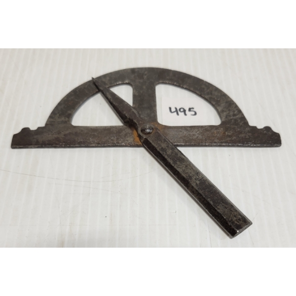 UNKNOWN WROUGHT IRON PROTRACTOR 