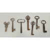 Image 2 : LOT OF 7 - MISC KEYS - INCL SKELETON & WIND UP