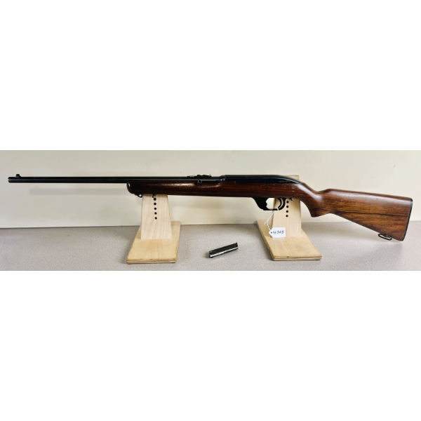 WINCHESTER MODEL 77 IN .22 LR 