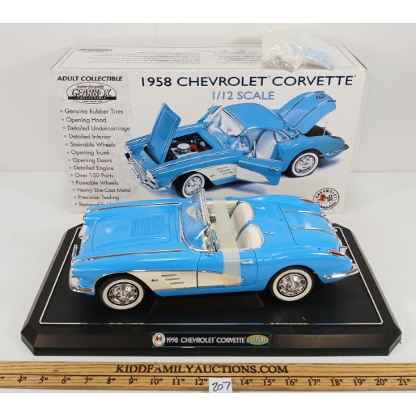 GEARBOX DIECAST 1958 CHEVROLET CORVETTE "BLUE" HARDTOP MODEL