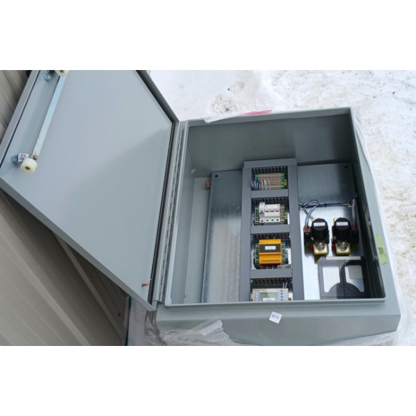 HAMMOND MANUFACTURING INDUSTRIAL BREAKER BOX - AS NEW