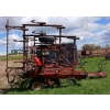 Image 2 : INTERNATIONAL 4500 VIBRASHANK CULTIVATOR - 26FT
