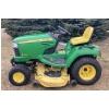 Image 2 : JOHN DEERE LAWN TRACTOR MODEL X700 ULTIMATE- 180 HRS