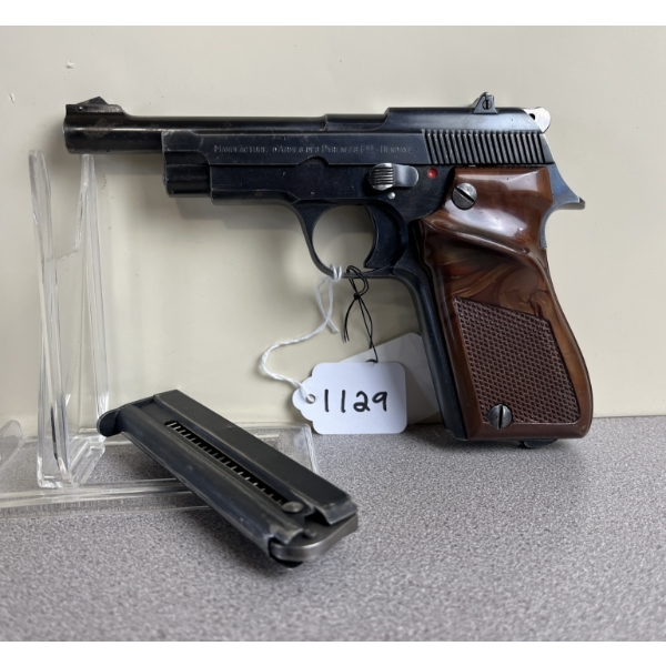 UNIQUE MODEL D2 IN .22 LR - RESTRICTED 